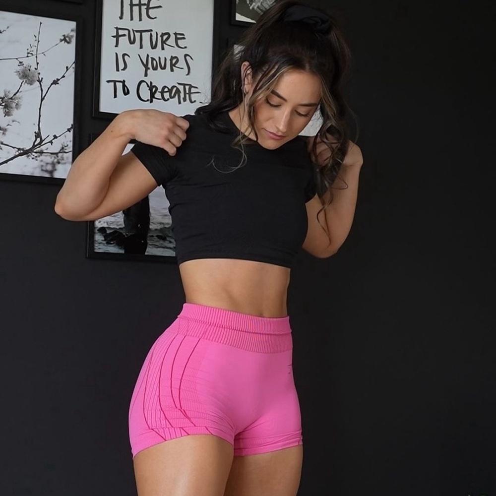 Gymshark Heart Contour Shorts Pink Small